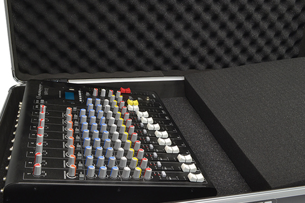 Universal Foam Case 821 x 481 x 194mm